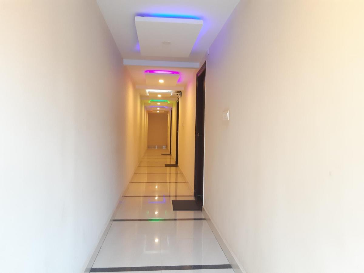Cnr Residency Hotel Madanapalle Exterior photo